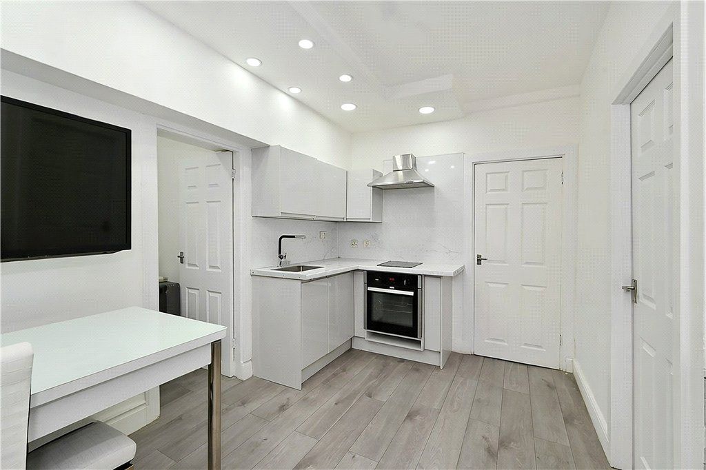 Property photo 2 of 11 Picture No. 03