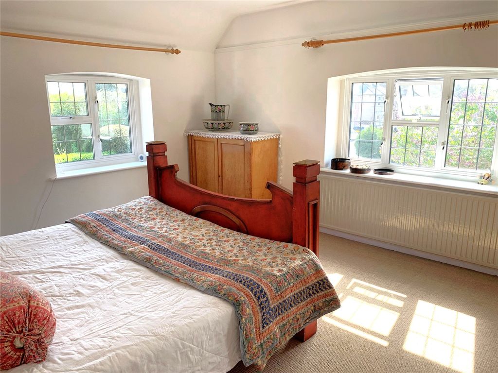 Additional image 8 of 5 bed detached house for saleEast Grinstead, West Sussex RH19