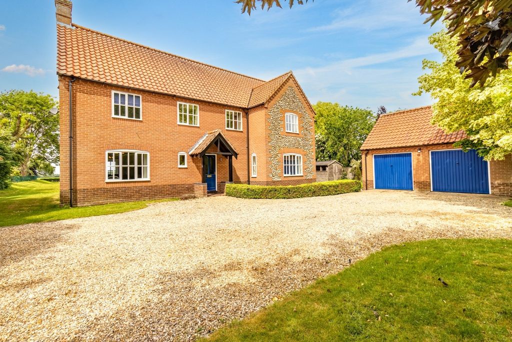 Property photo 1 of 46 4198393