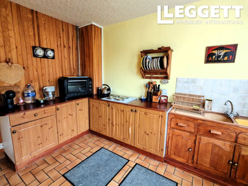 Property photo 3 of 10