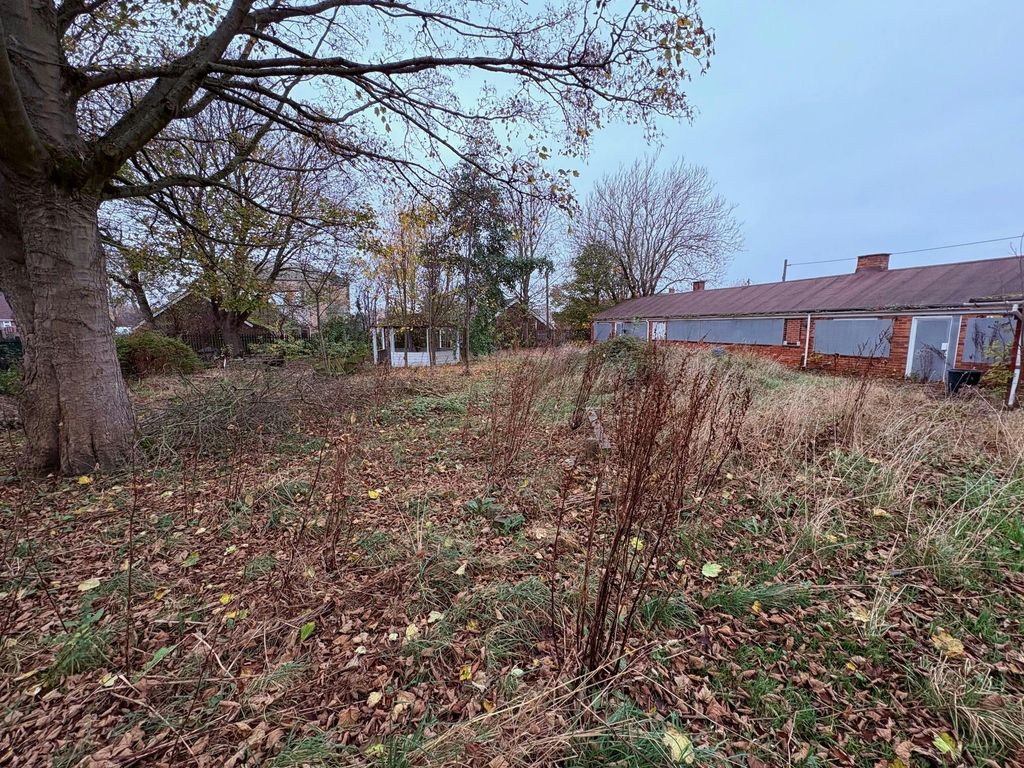 Property photo 3 of 4 Back Page.Jpg
