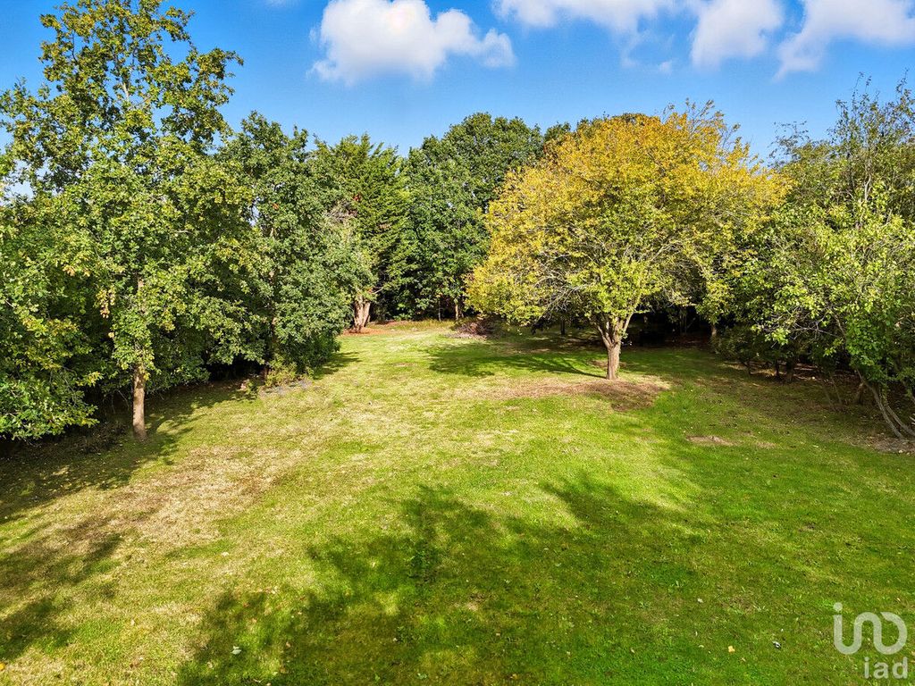 Property photo 2 of 36