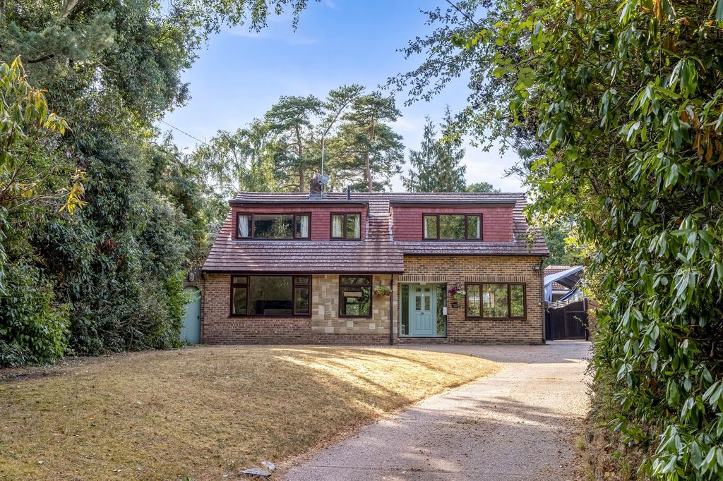 Property photo 1 of 24