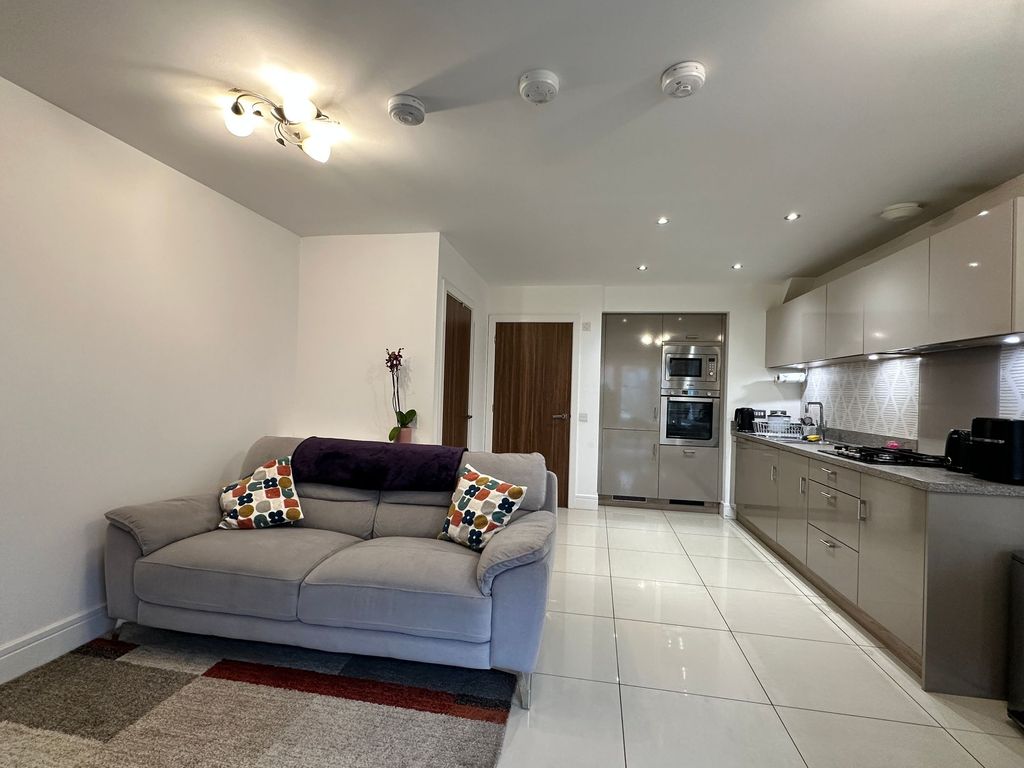 Property photo 3 of 22