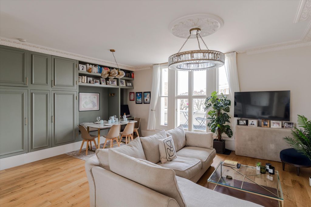 Property photo 1 of 25 Image