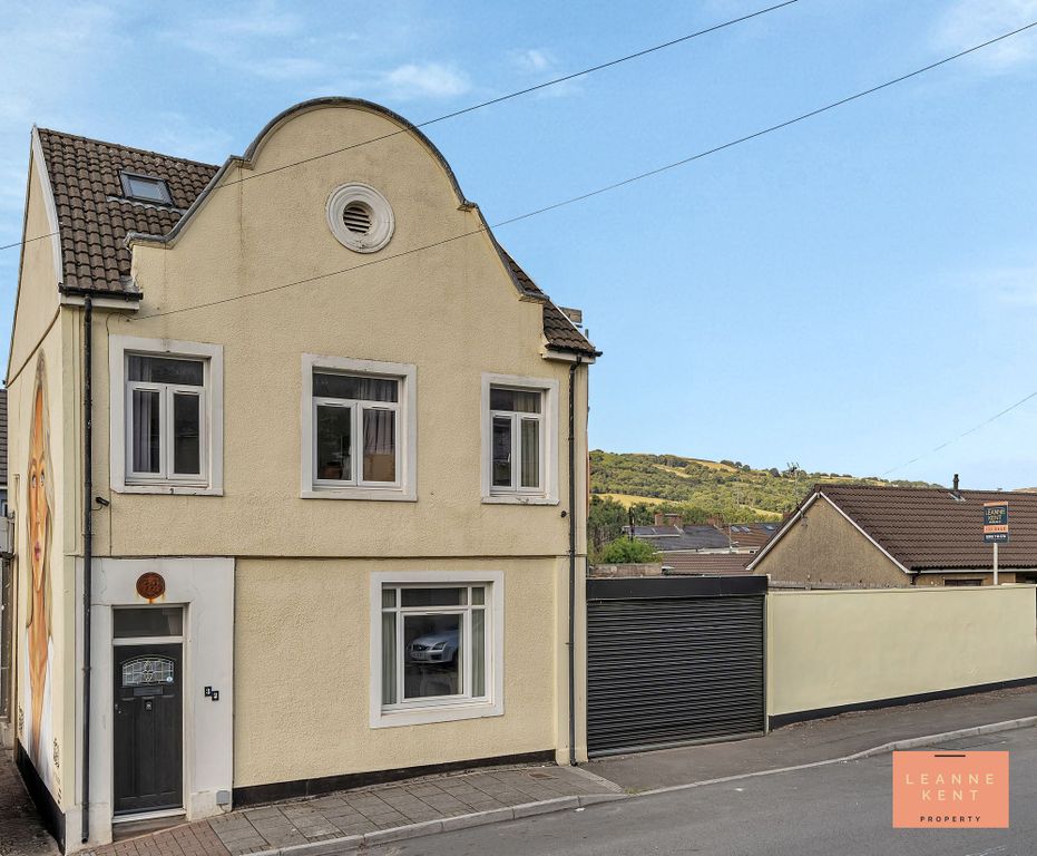 Property photo 1 of 49