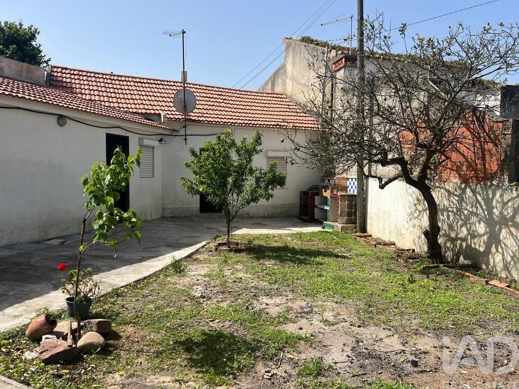 Property photo 3 of 39