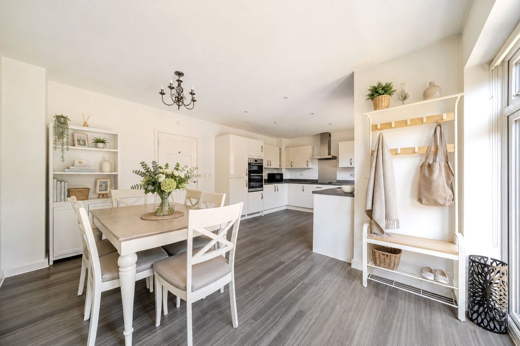 Property photo 2 of 14 Kitchen Diner