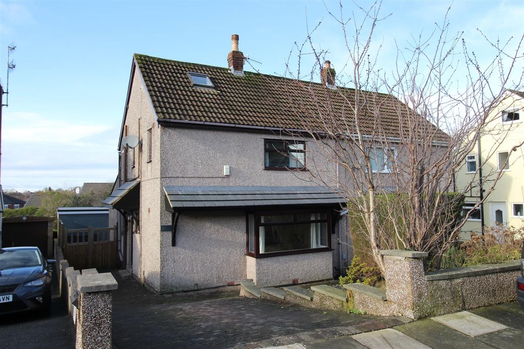 Property photo 1 of 22
