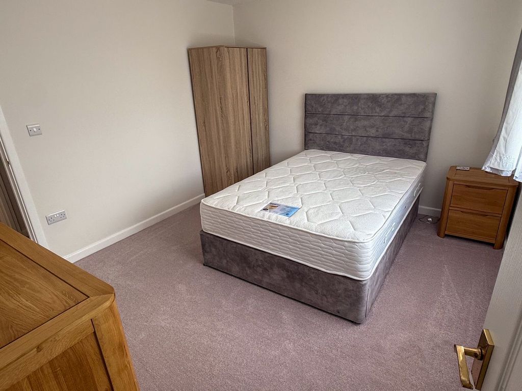 Additional image 14 of 2 bed terraced house for saleGoodwin Walk, Newbury RG14