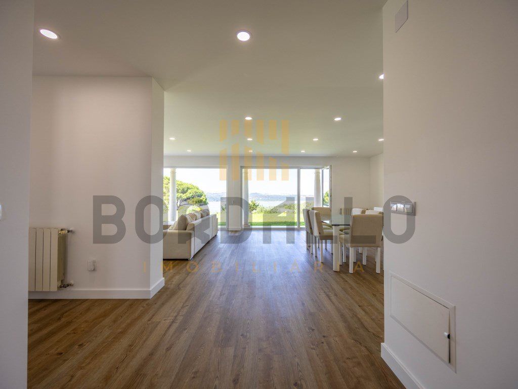 Property photo 3 of 46