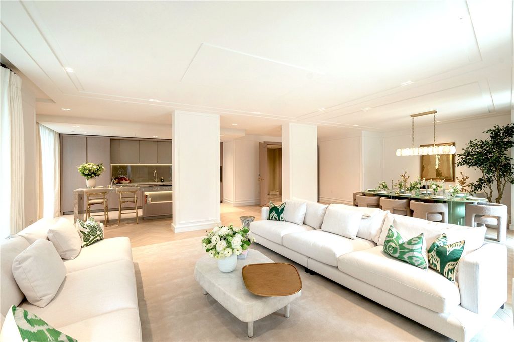 Property photo 3 of 26 Reception Room