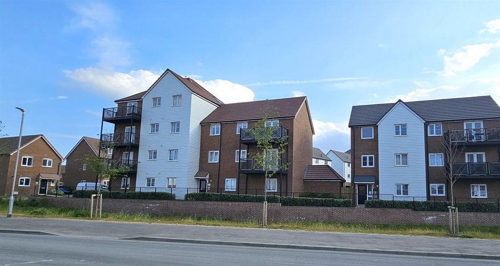 Property photo 1 of 14 4.Jpg