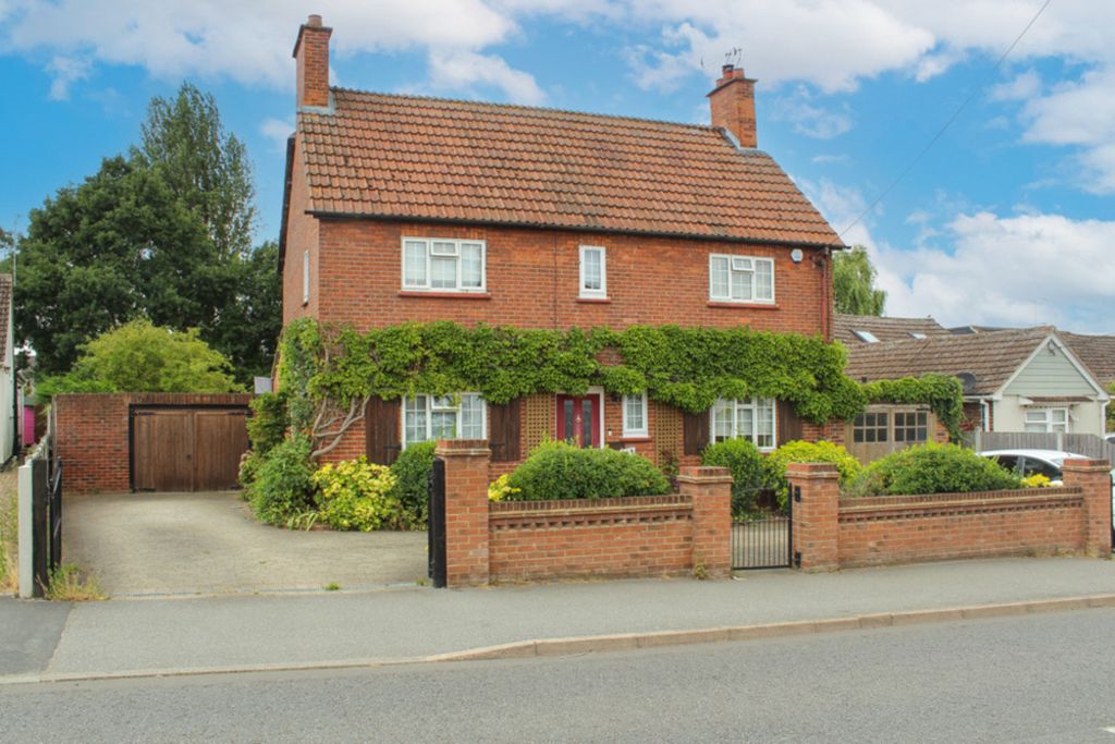 Property photo 1 of 39