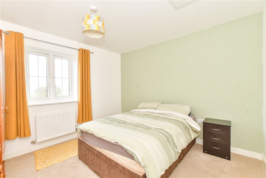 Property photo 3 of 10 Bedroom
