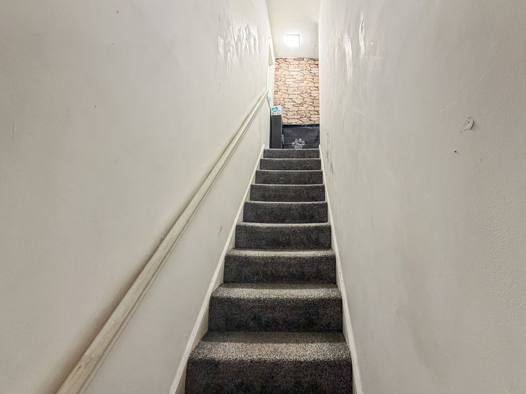 Property photo 3 of 13 Stairs