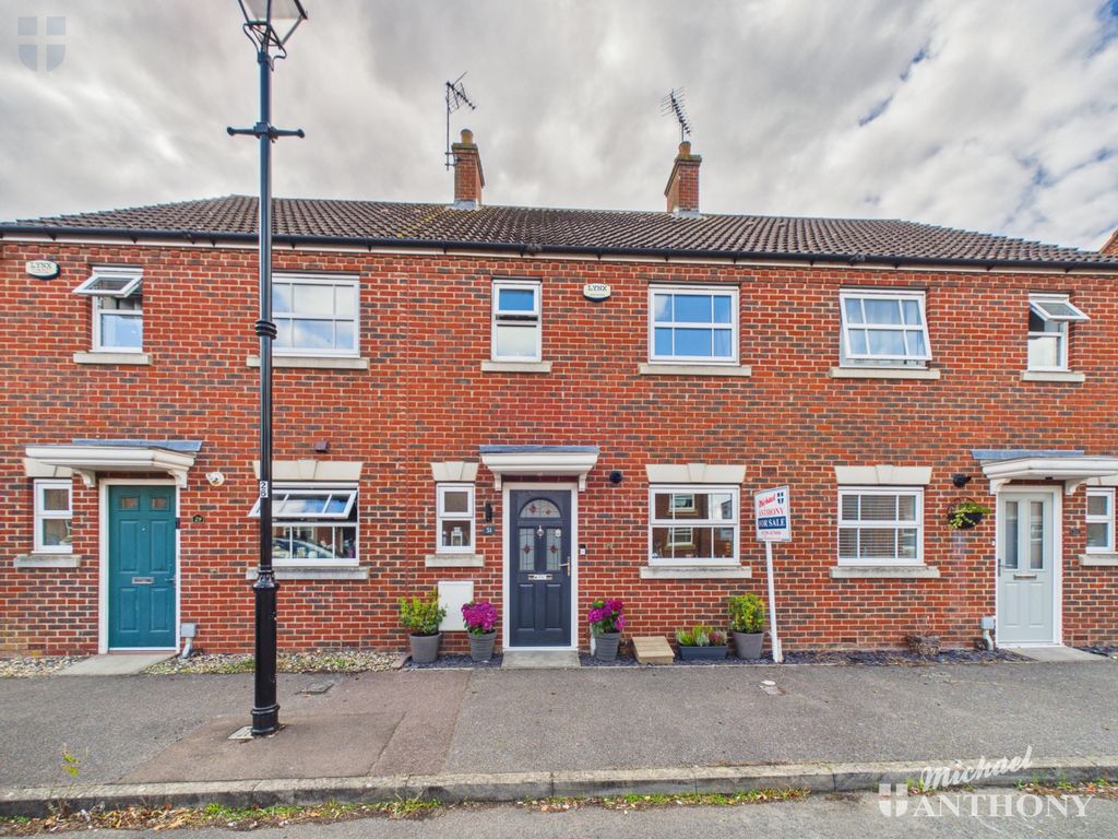 Property photo 1 of 16 Cam03218G0-Pr1165-Still014 (1)
