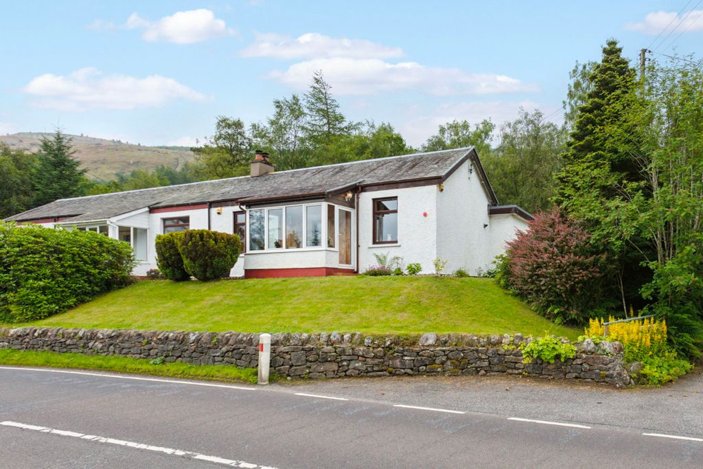 Property photo 1 of 33