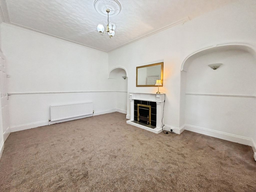Property photo 1 of 15 4507970