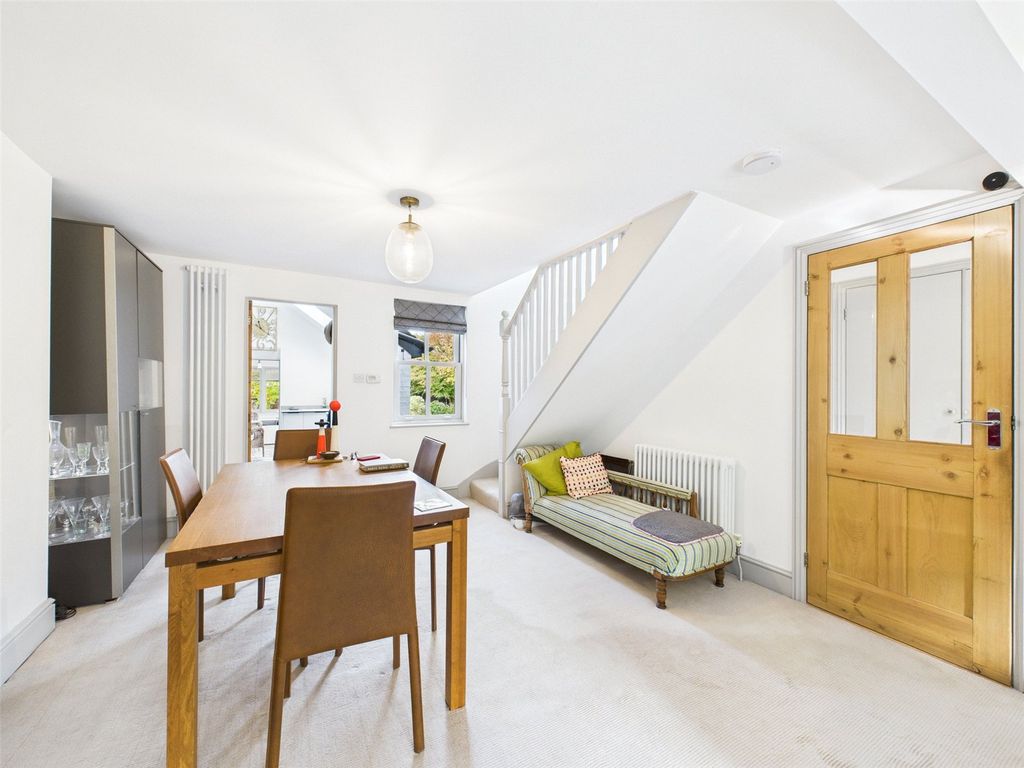 Property photo 3 of 15 Picture No. 05