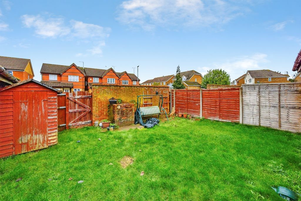 Property photo 2 of 17