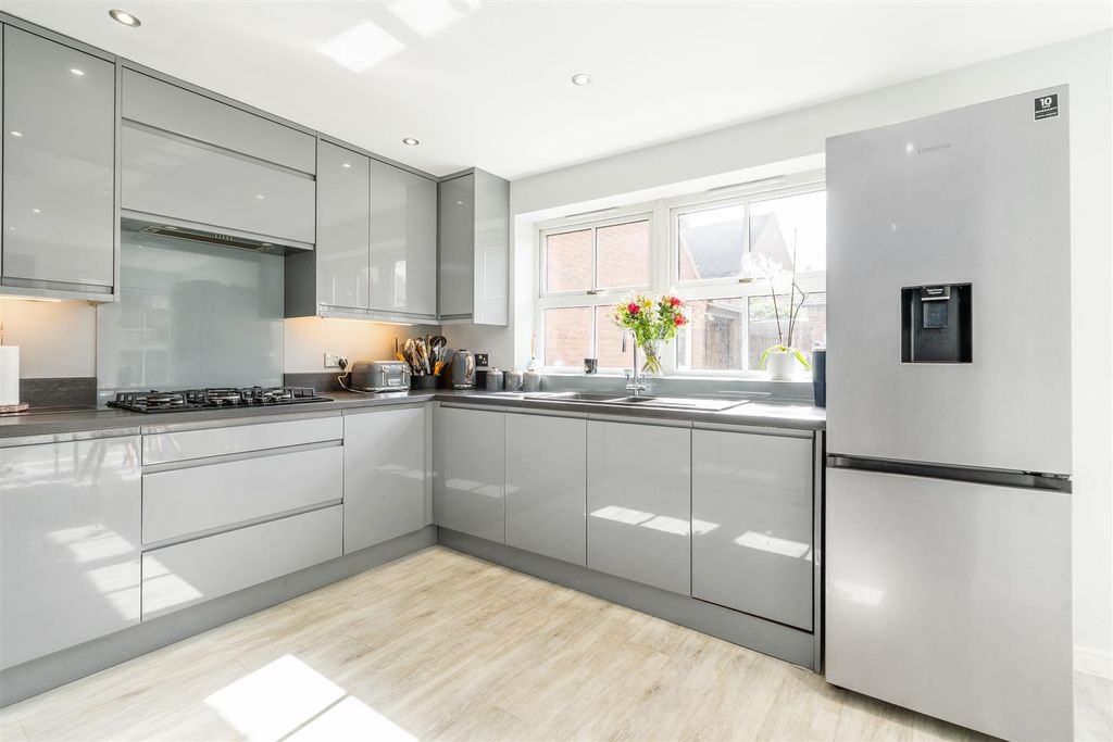 Property photo 2 of 22 122 Rumbush Lane_3.Jpg