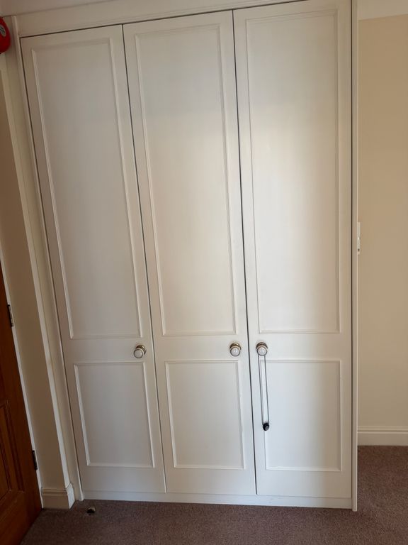 Property photo 2 of 33