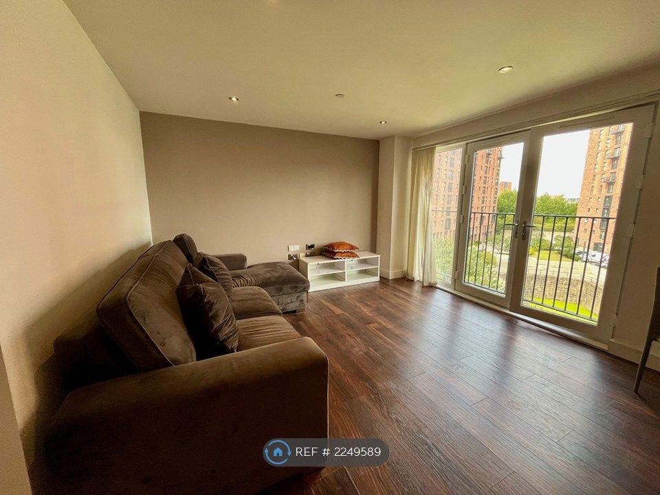 Property photo 3 of 12