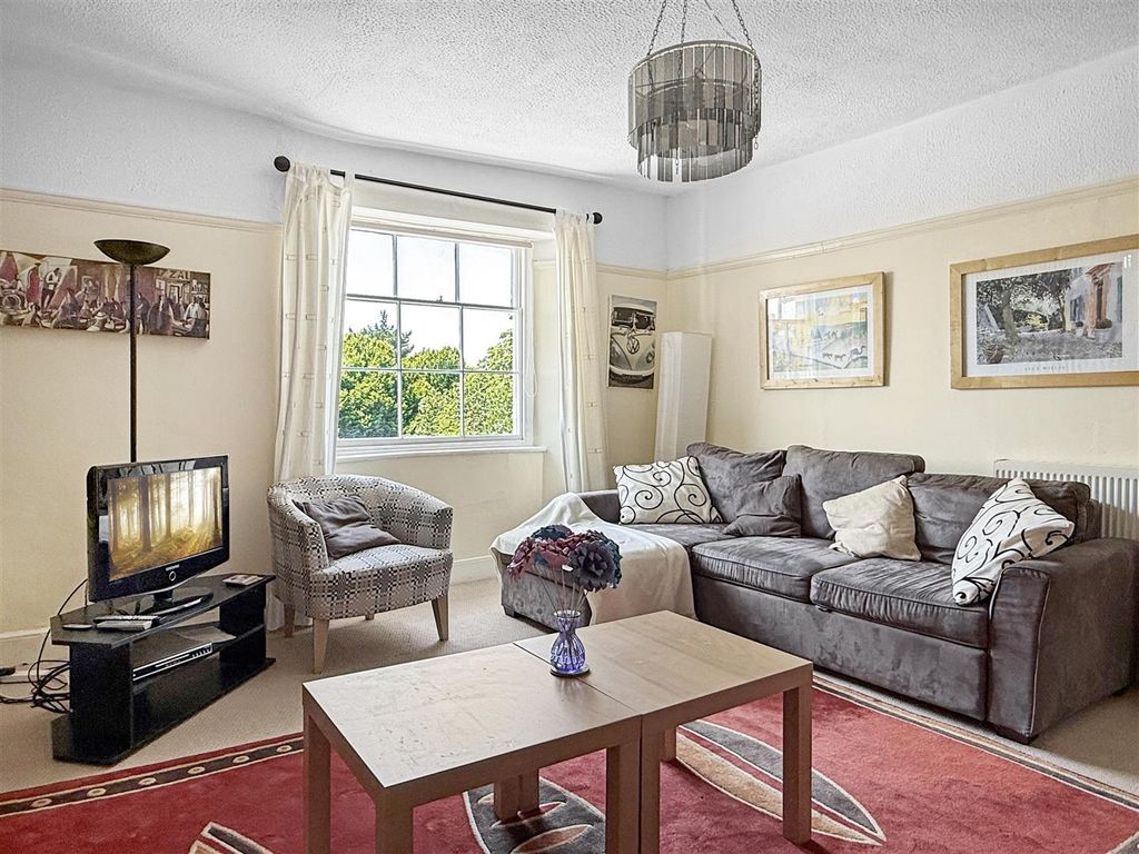 Property photo 3 of 10 Img_0113.Jpg