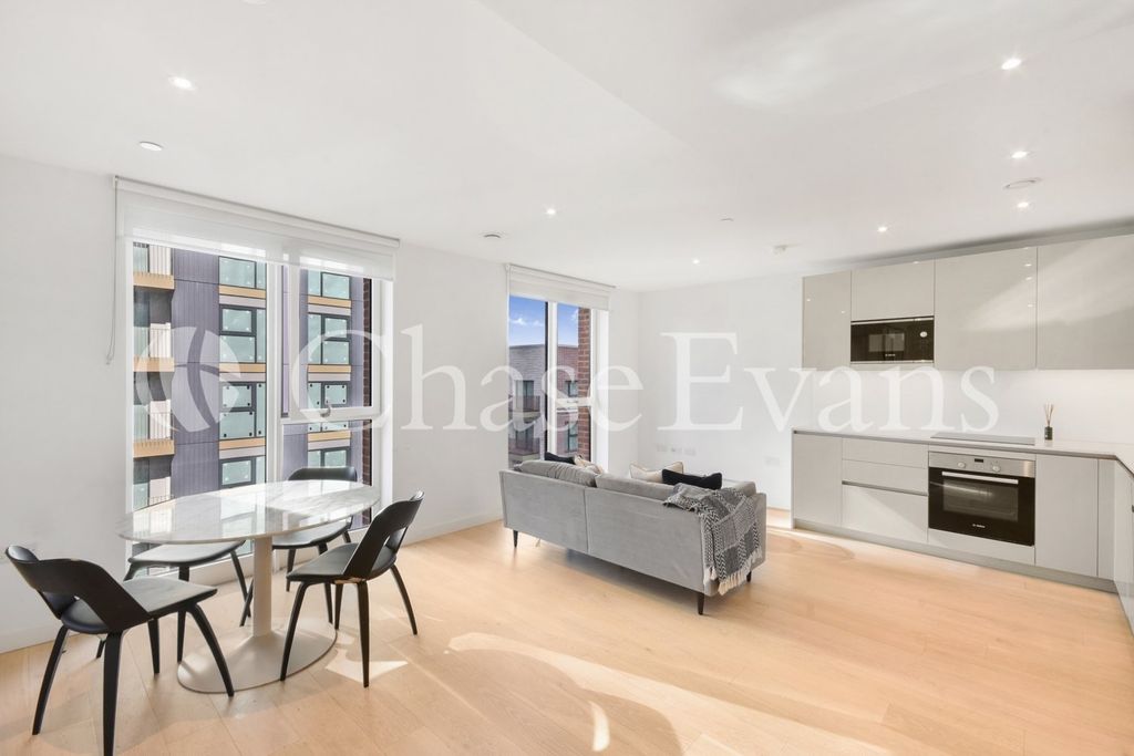 Property photo 3 of 16 Living Area