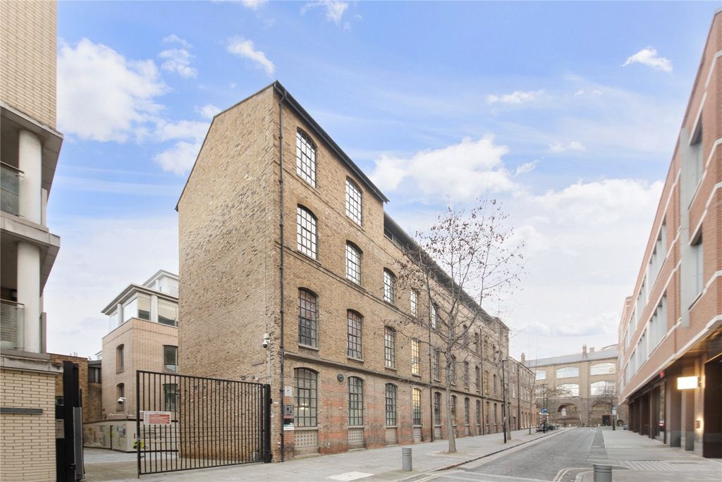 Property photo 2 of 11 Picture No. 16