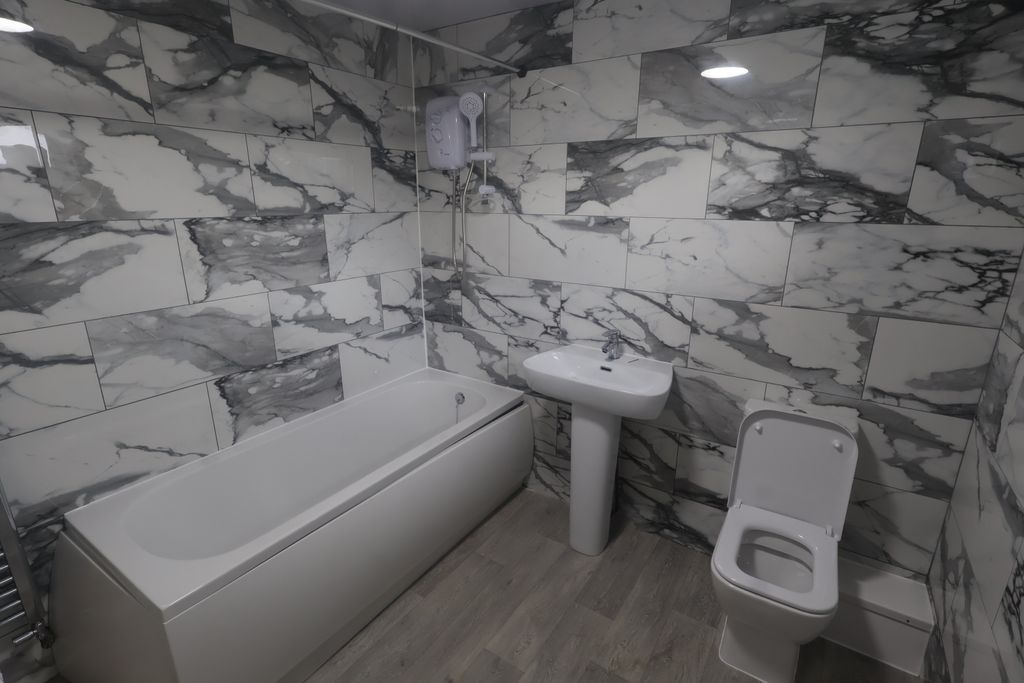 Property photo 2 of 6 Img_0471
