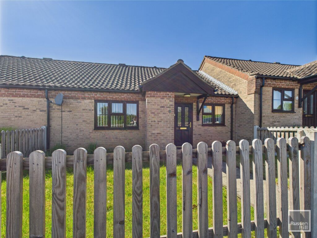 Property photo 1 of 11