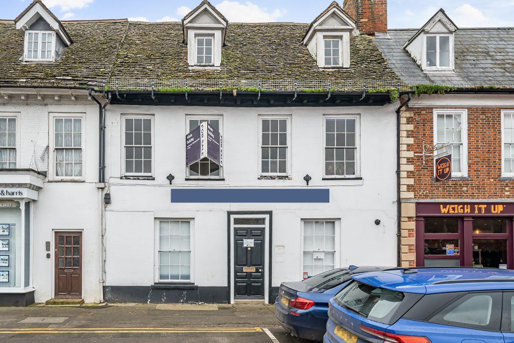 Property photo 1 of 13 12520701