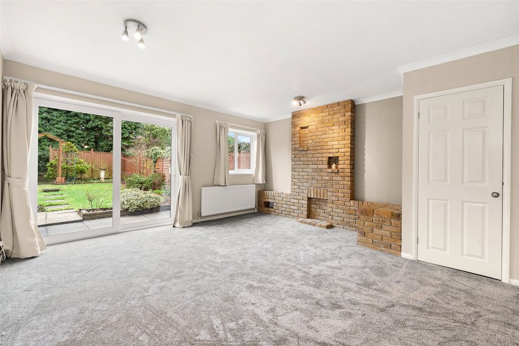 Property photo 3 of 11 Picture No. 19