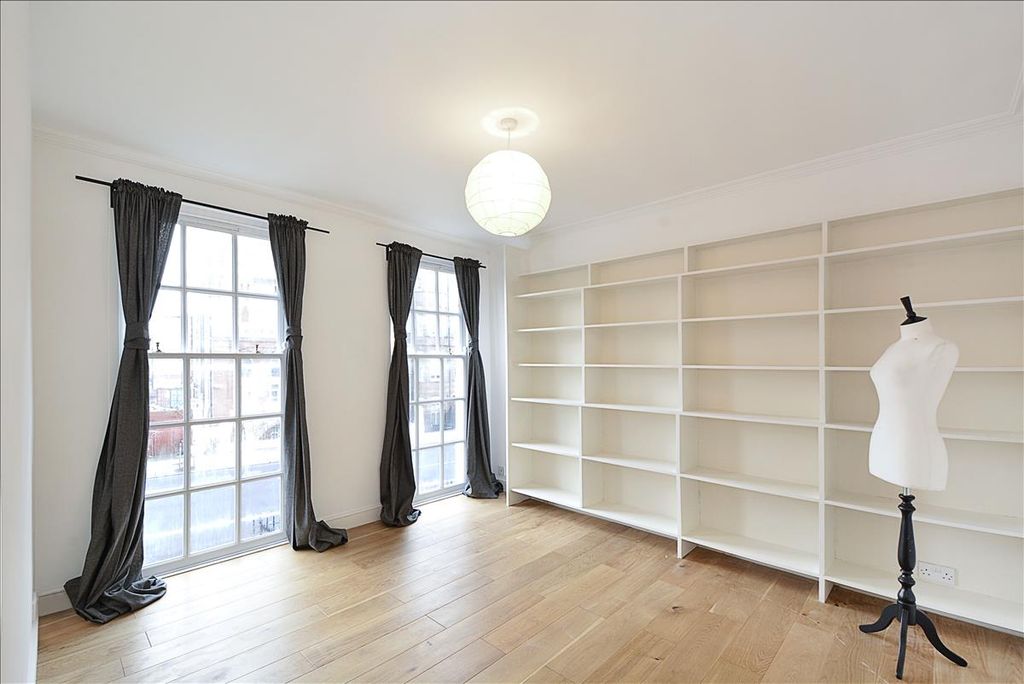 Property photo 3 of 10