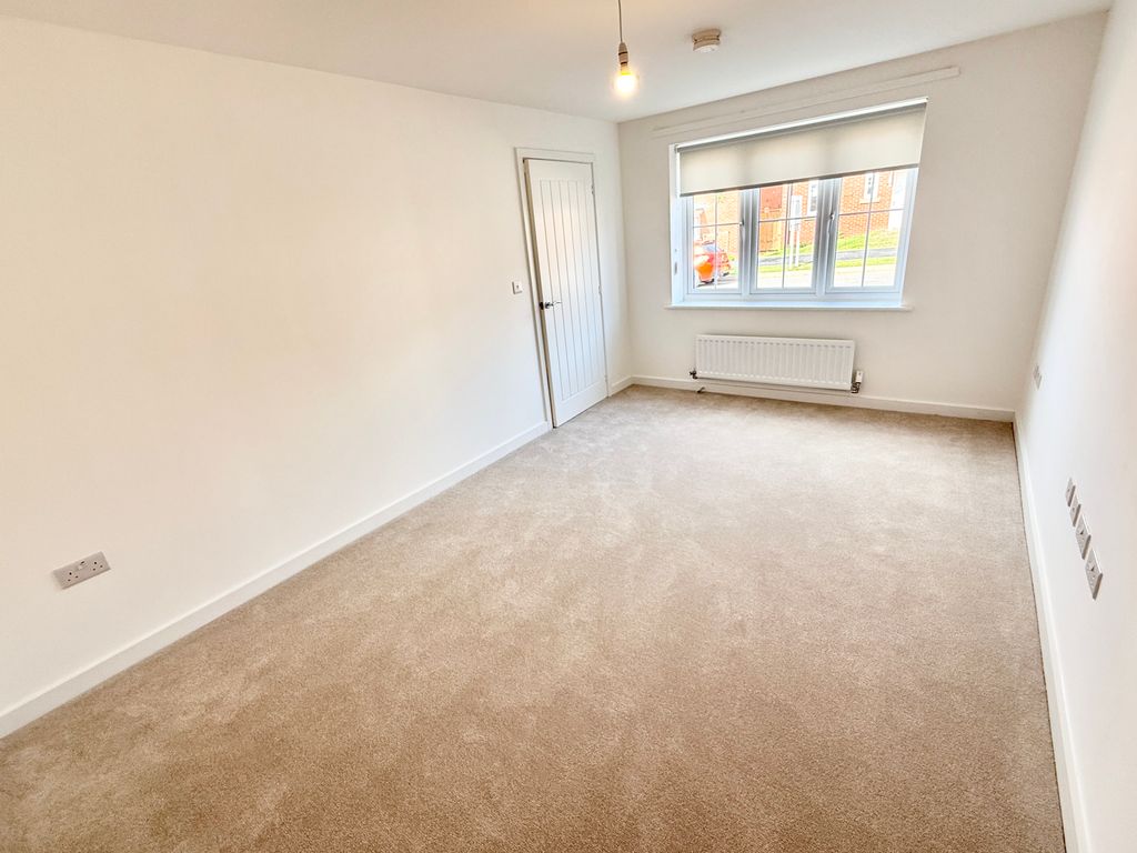 Property photo 3 of 26