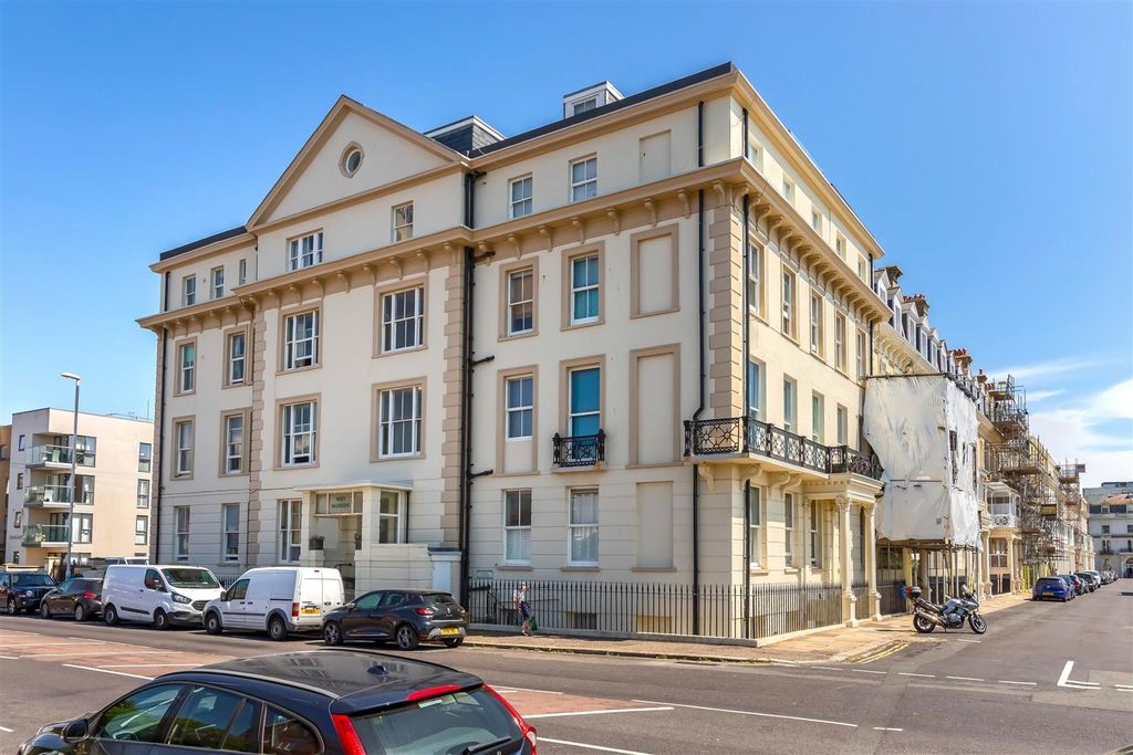 Property photo 1 of 7 West Mansions_8.Jpg