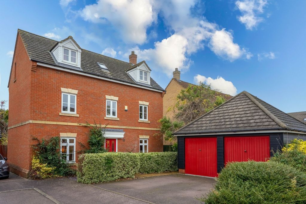 Property photo 1 of 18