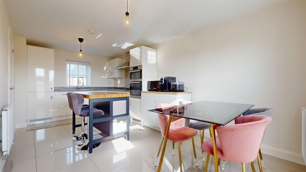 Property photo 3 of 22 02262026_213854.Jpg