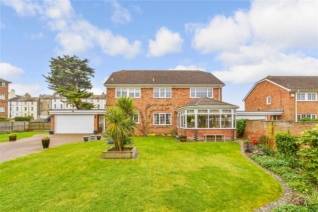 Property photo 2 of 15 Rear Garden