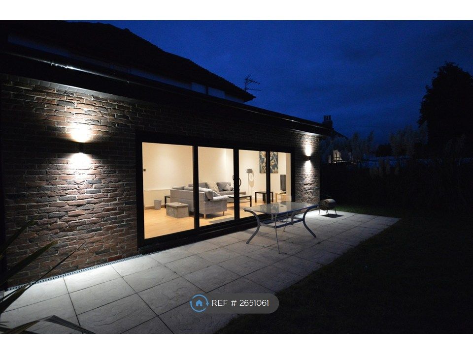 Property photo 3 of 21