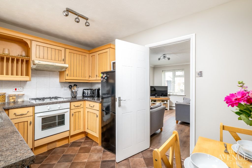 Property photo 2 of 35 4899904