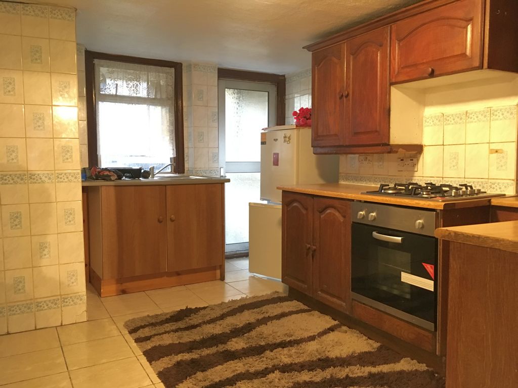 Property photo 1 of 5