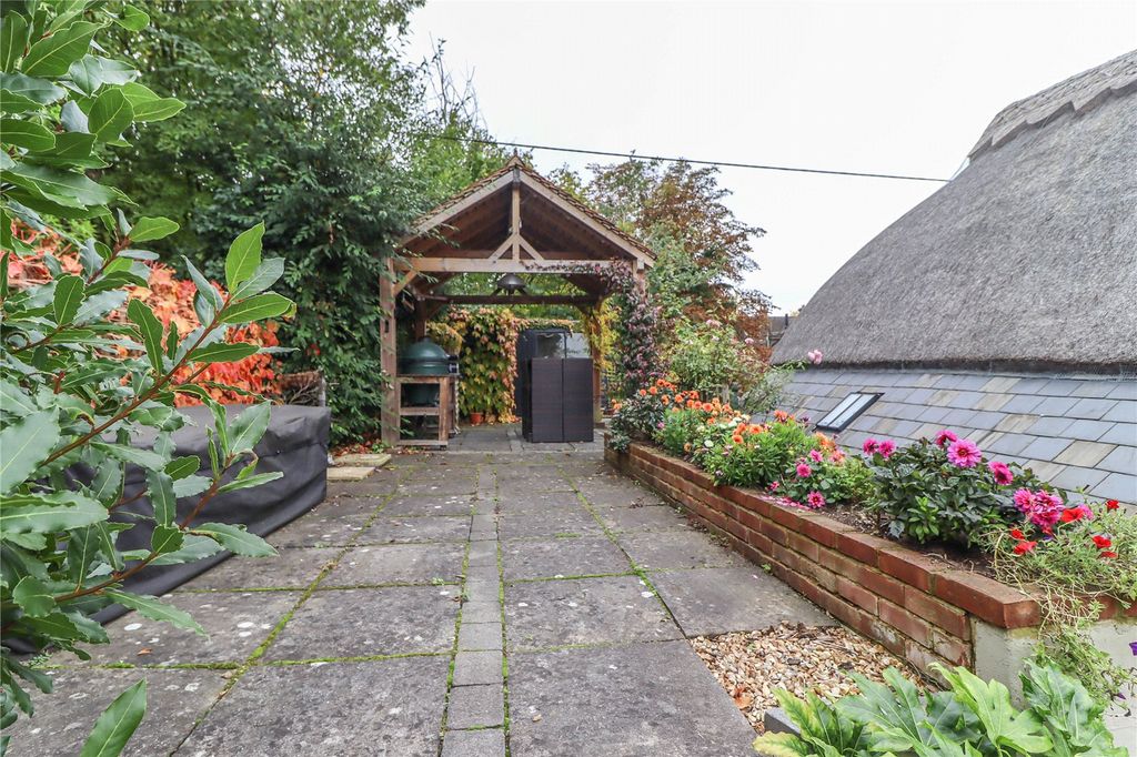 Property photo 3 of 18 Picture No. 20