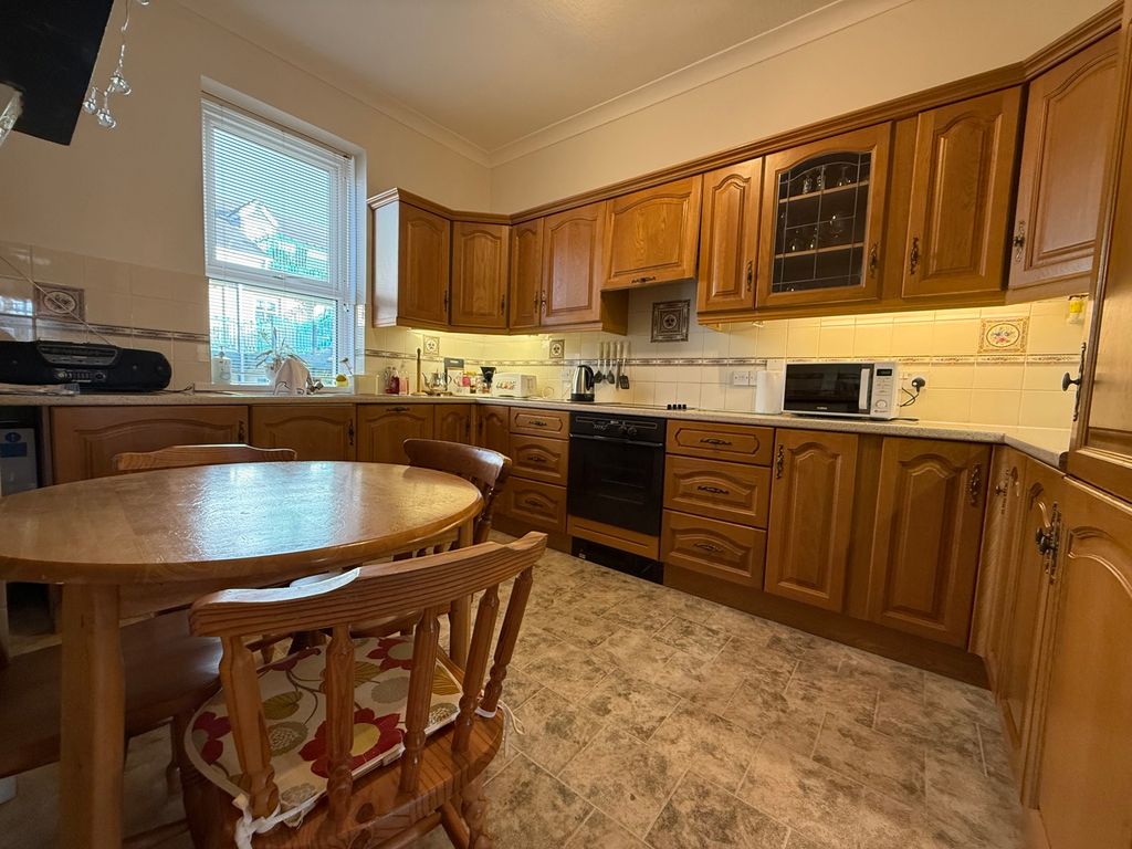 Property photo 3 of 12 Photograph