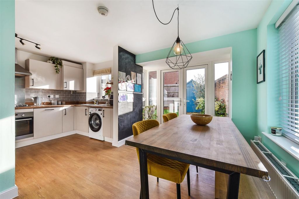 Property photo 3 of 24 Sketch_Ph16_6351590.Jpg