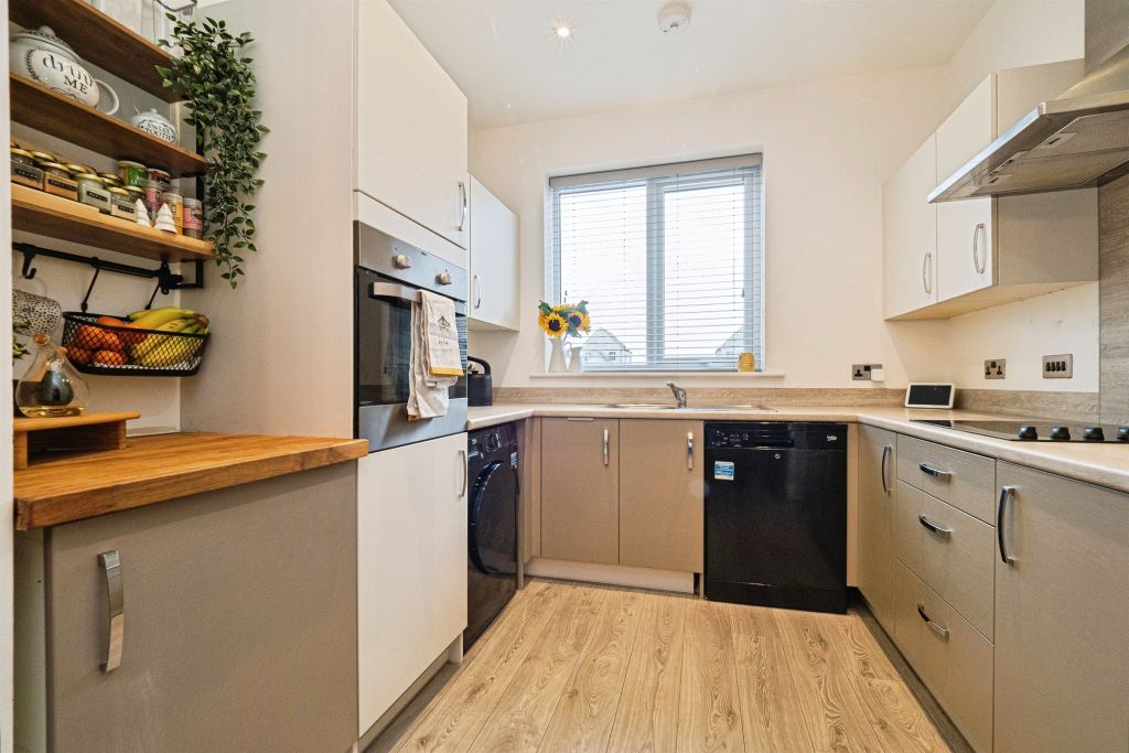 Property photo 3 of 16