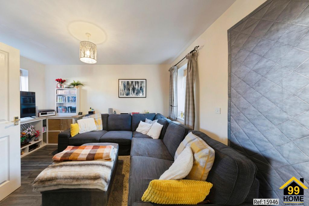 Property photo 3 of 20 Photo 2