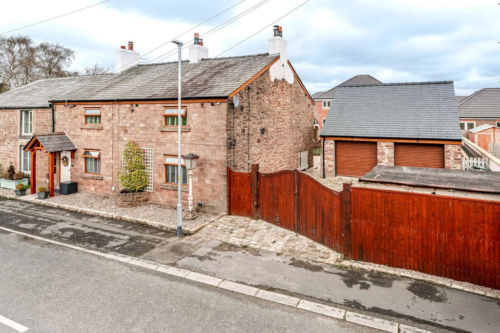 Property photo 1 of 50